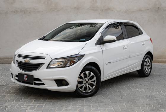 CHEVROLET ONIX 1.0 MPFI LS 8V FLEX 4P MANUAL